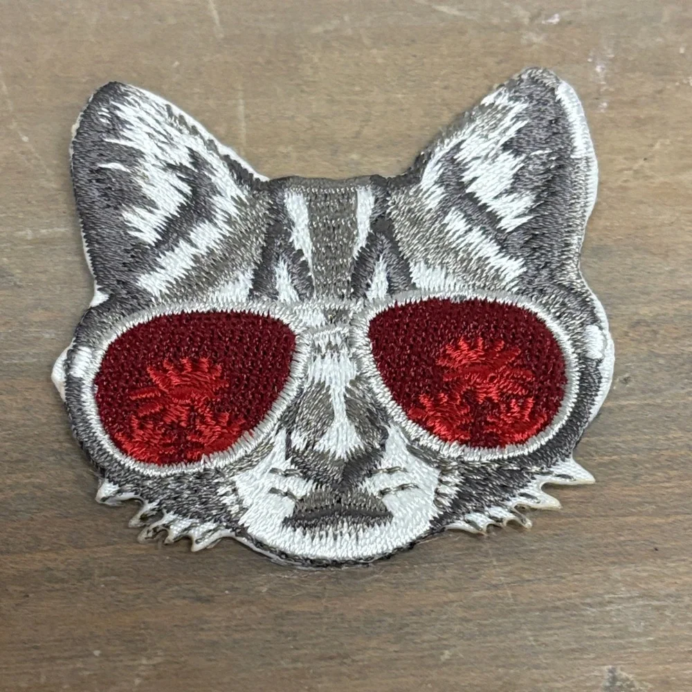 Cat Embroidered Patch, Cat head with sunglasses and palm trees